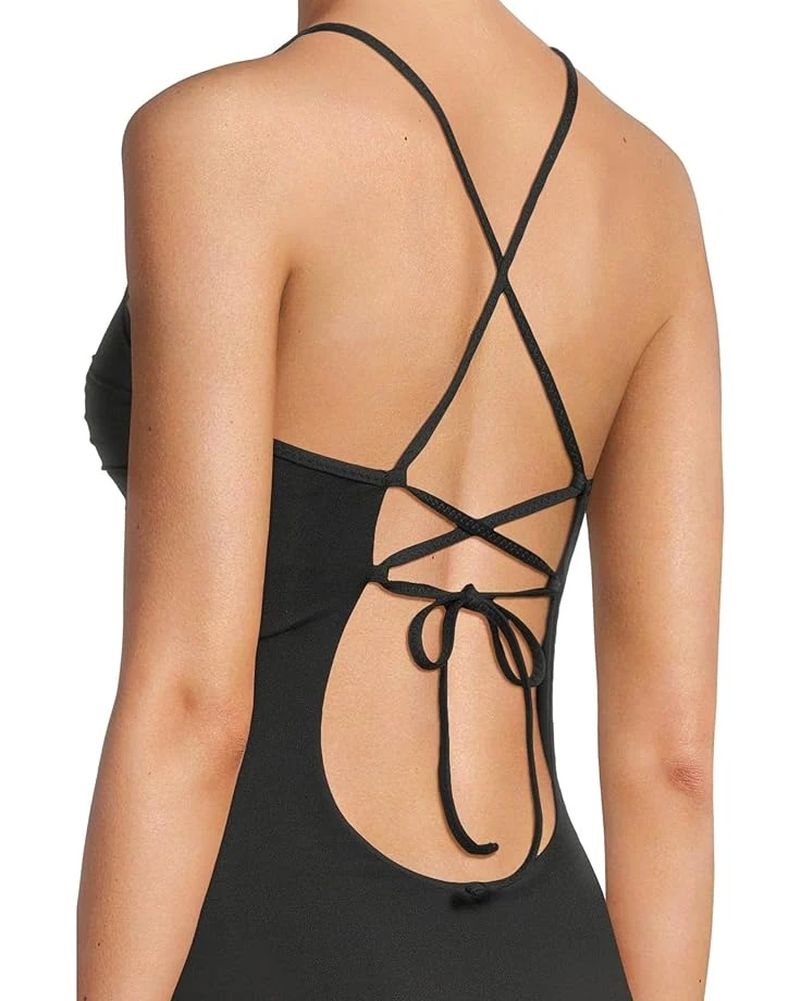 BECCA Colette Clare Crochet Flower Plunge One Piece | Swimwear 6 BECCA Colette Clare Crochet Flower Plunge One Piece | Swimwear - Image 4