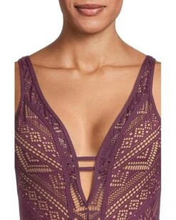 BECCA Color Play Crochet Plunge One Piece | Swimwear -Bed Stuson Shop 81UVlPD9ZjL. AC SR736920
